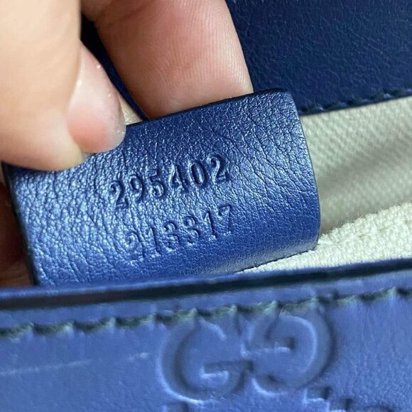 100% Authentic Gucci Emily Guccissima Medium Shoulder Bag - Picture 15 of 15